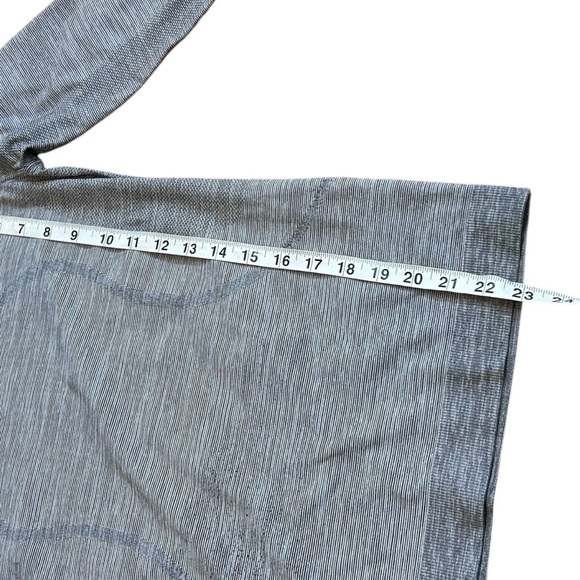 Lululemon Swiftly Tech Long-Sleeve Shirt 2.0 *Waist Length- Size 4 - Picture 9 of 9